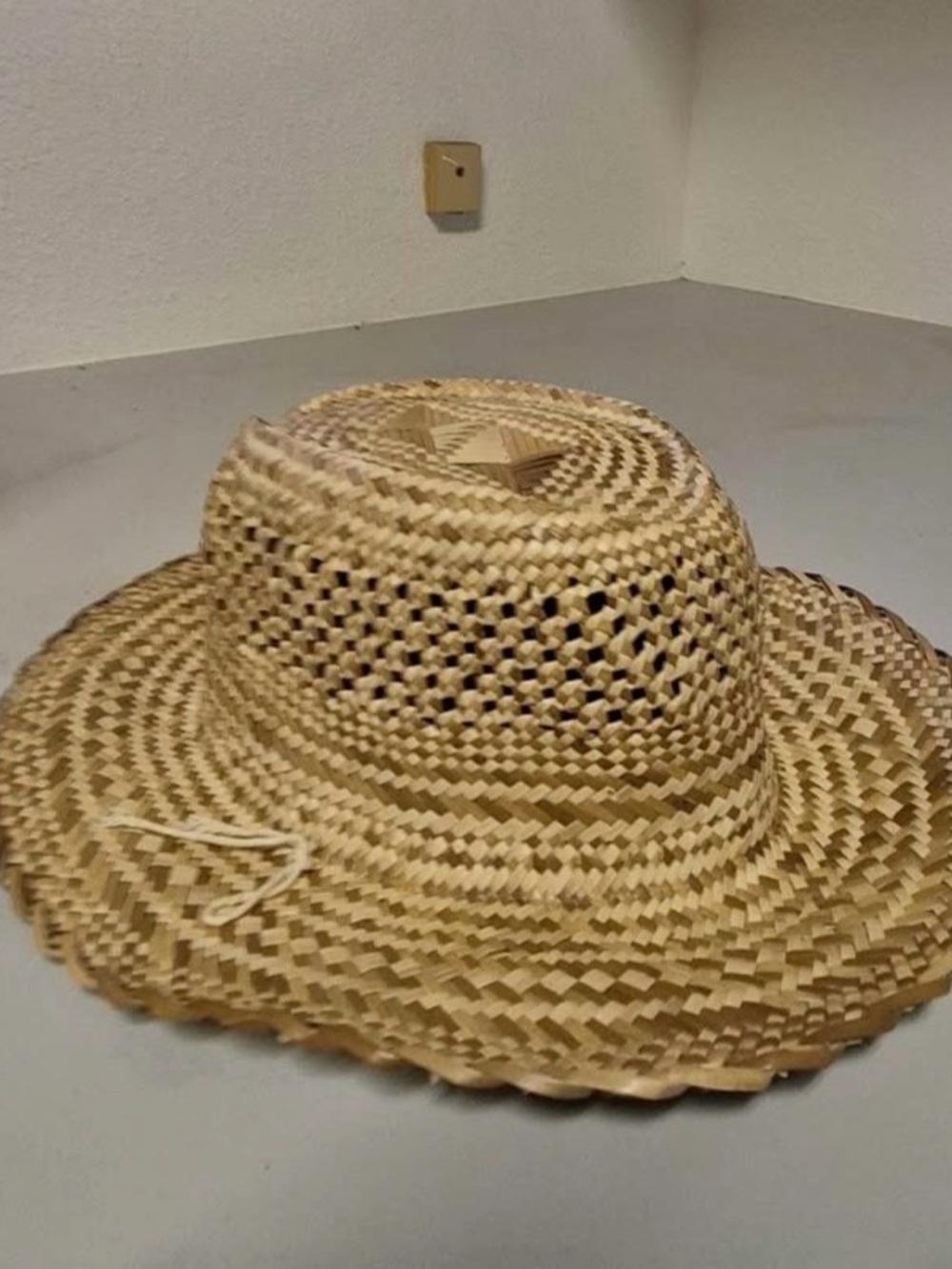 Hawaiian Handmade Lauhala Hat: Aunty Josephine 2010